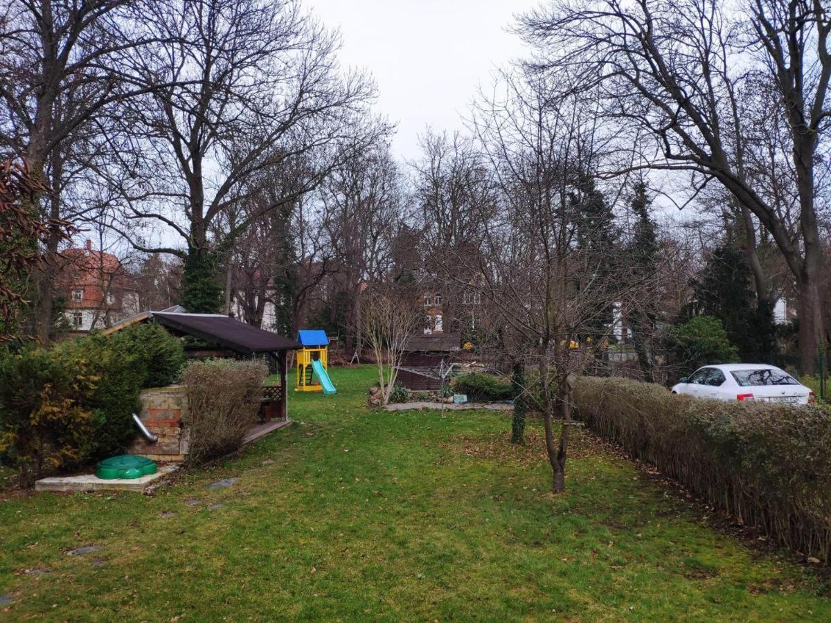 Ferienwohnung Mit 123Qm Fuer 8 Personen Mit Sehr Grossem Garten, Einfache Innen-Ausstattung Lipsia Esterno foto