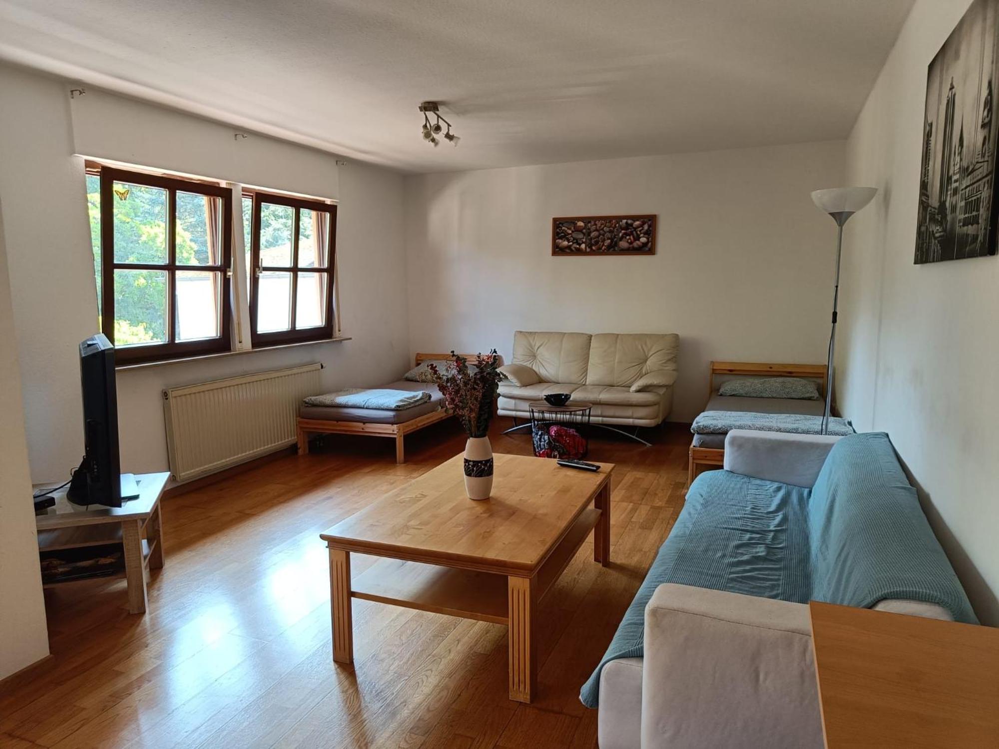 Ferienwohnung Mit 123Qm Fuer 8 Personen Mit Sehr Grossem Garten, Einfache Innen-Ausstattung Lipsia Esterno foto