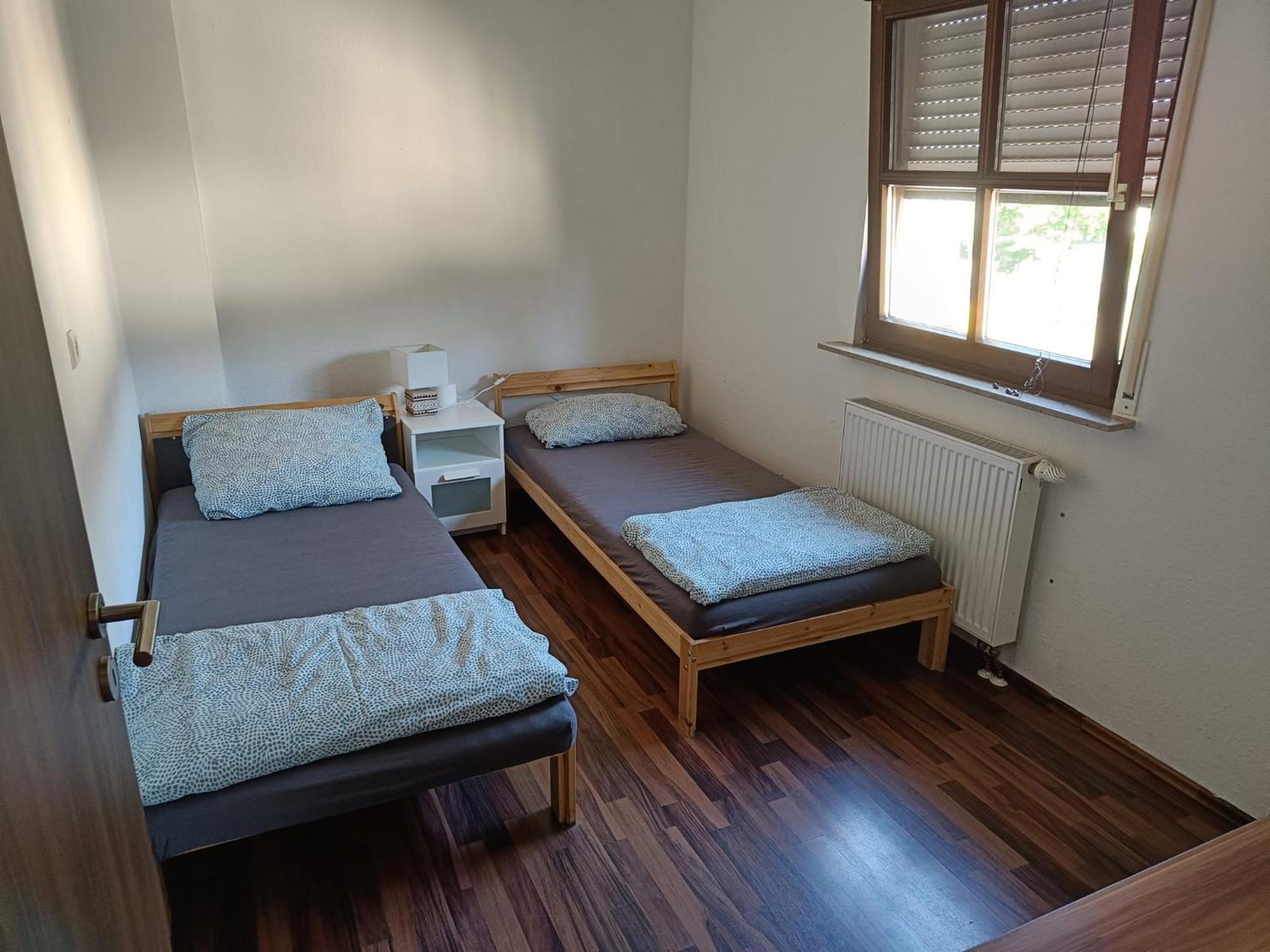 Ferienwohnung Mit 123Qm Fuer 8 Personen Mit Sehr Grossem Garten, Einfache Innen-Ausstattung Lipsia Esterno foto