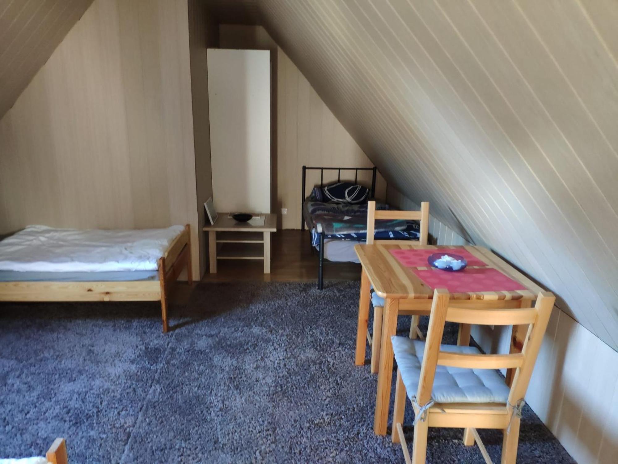 Ferienwohnung Mit 123Qm Fuer 8 Personen Mit Sehr Grossem Garten, Einfache Innen-Ausstattung Lipsia Esterno foto