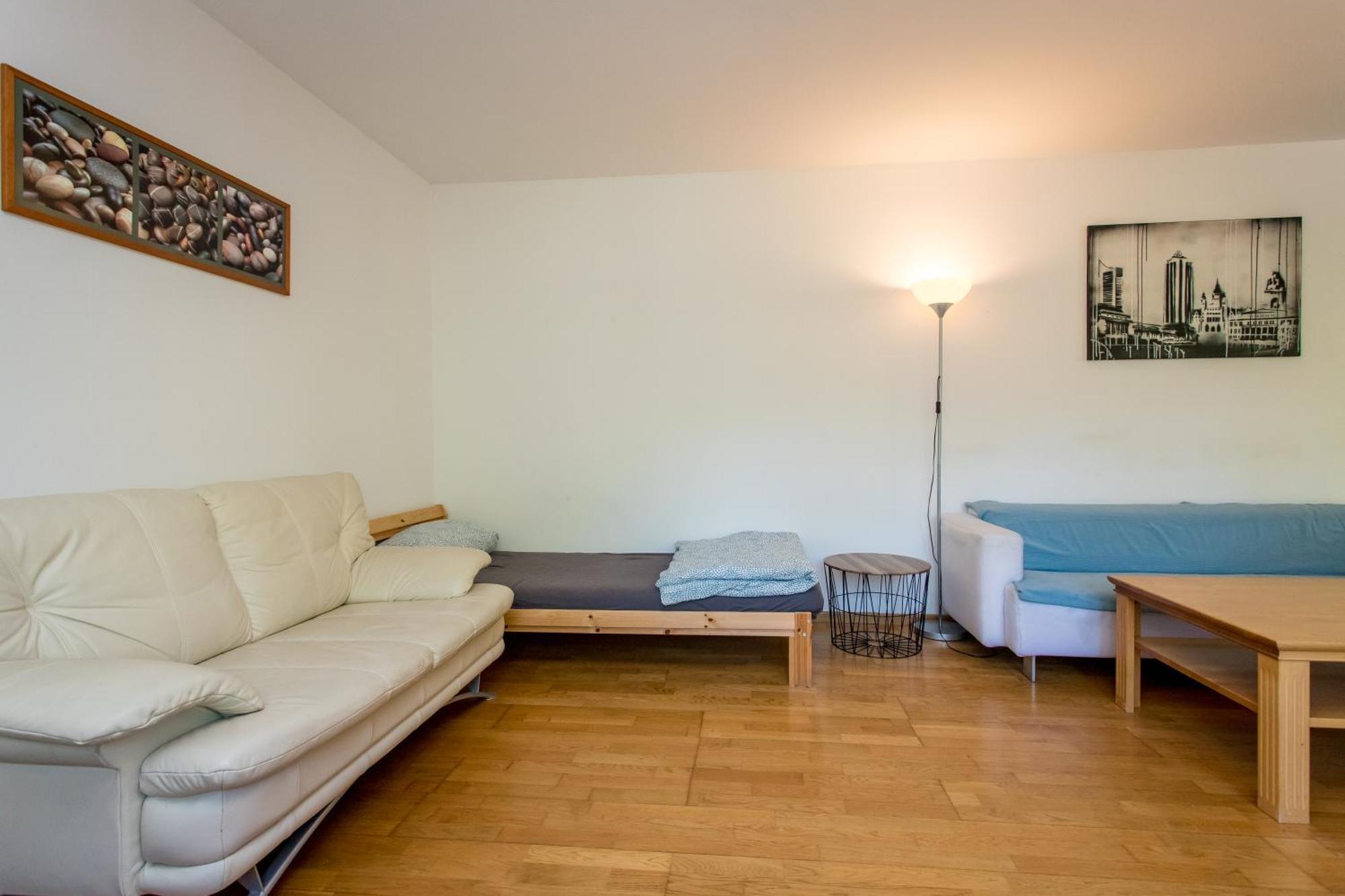 Ferienwohnung Mit 123Qm Fuer 8 Personen Mit Sehr Grossem Garten, Einfache Innen-Ausstattung Lipsia Esterno foto